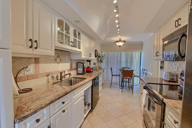 Photo - 6748 Willow Wood Dr Unit 1305