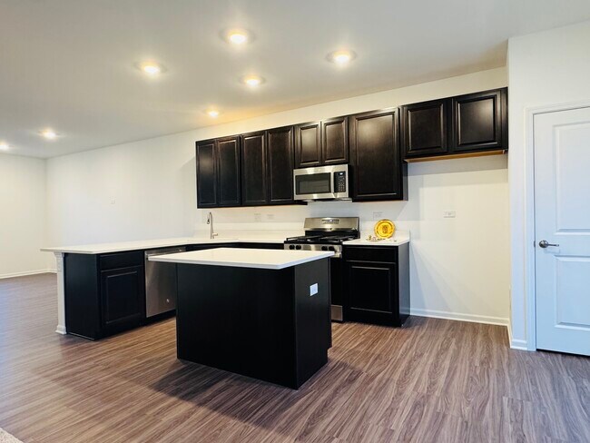 Photo - 25660 W Yorkshire Dr