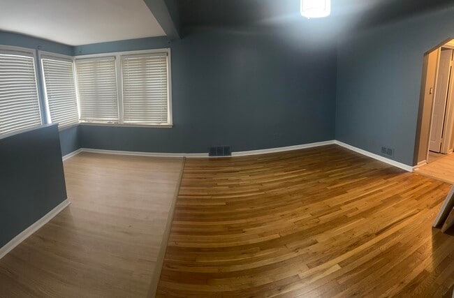 Photo - 8498 Trinity St