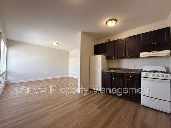 Photo - 1414 Oakland Rd NE