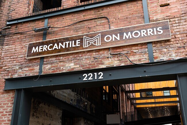 Photo - 2212 Morris Ave