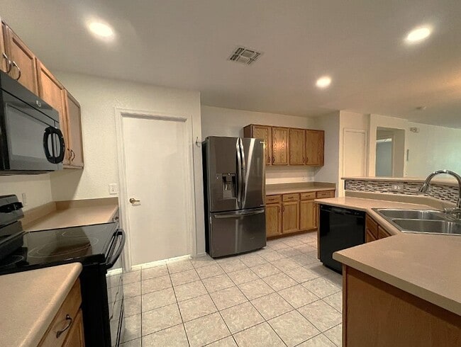 Photo - 5926 E Cedarbird Dr