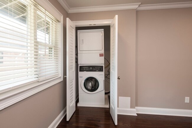 Photo - Cambridge Manor