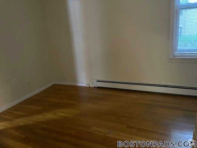 Building Photo - 53 S Huntington Ave Rental