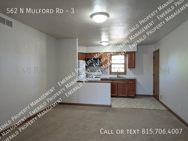 Photo - 562 N Mulford Rd Unit 3