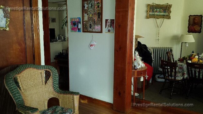 Photo - 15 Sumner St Unit 2