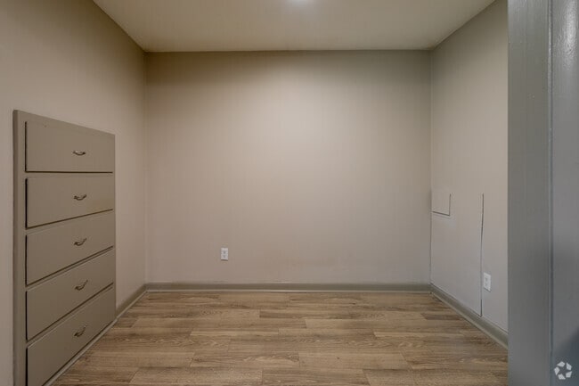 Estudio - 400SF - Habitación - Vue at Rocket City