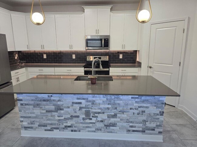 Photo - 3071 Camden Wy