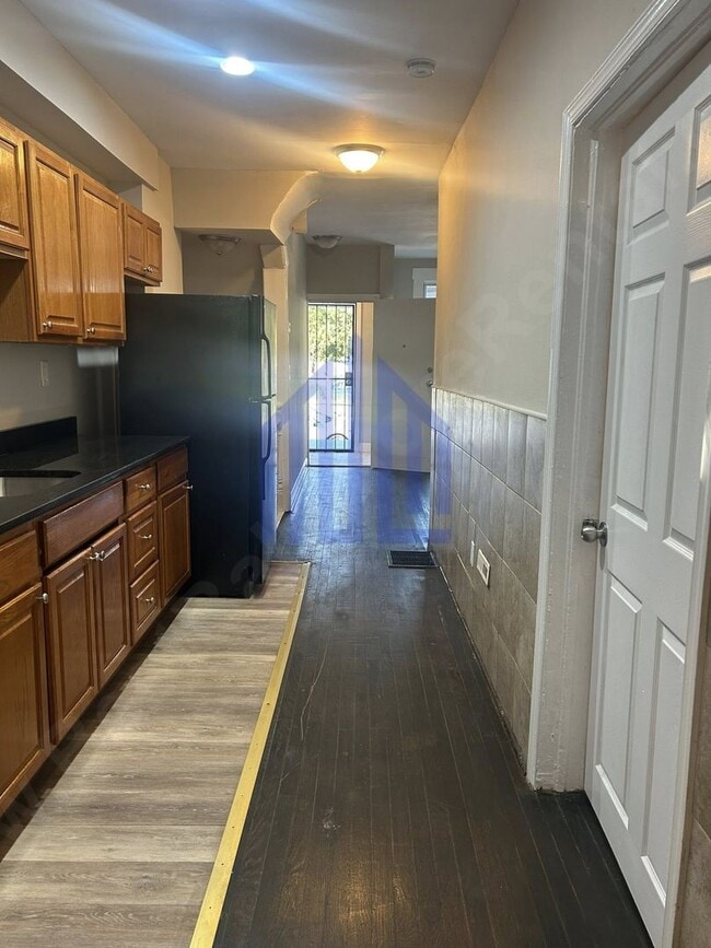 Photo - 2761 Baker St Unit 1