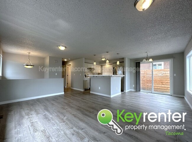 Photo - 2215 N Madison St