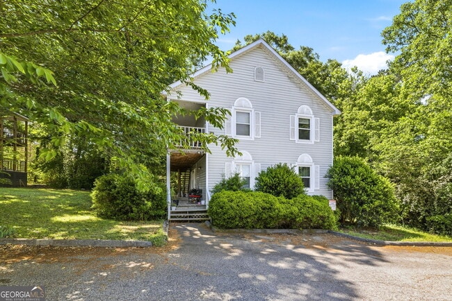 Photo - 205 Pineview Dr