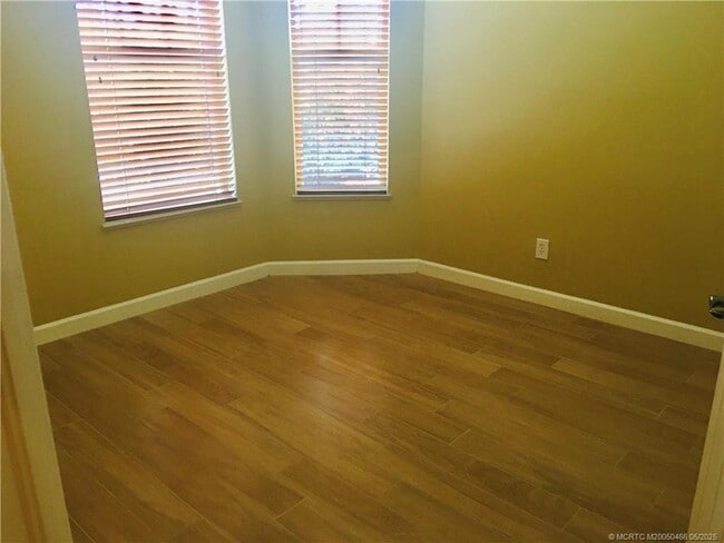 Photo - 3582 SW Sawgrass Villas Dr