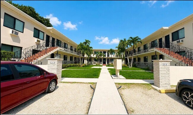 600 SW 9th Ave