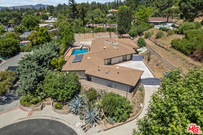 Photo - 10421 Beckford Ave House