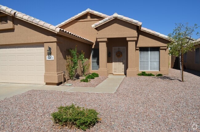 Building Photo - 1562 W Linda Ln Rental
