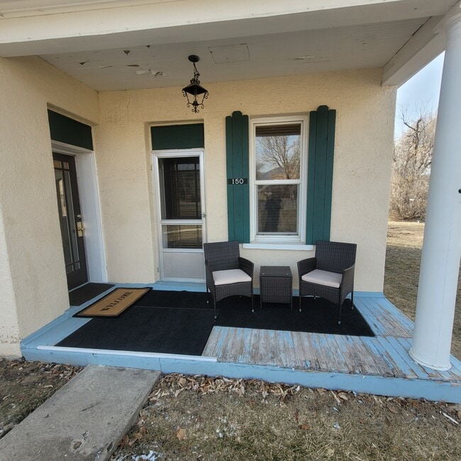 Photo - 150 E Main St