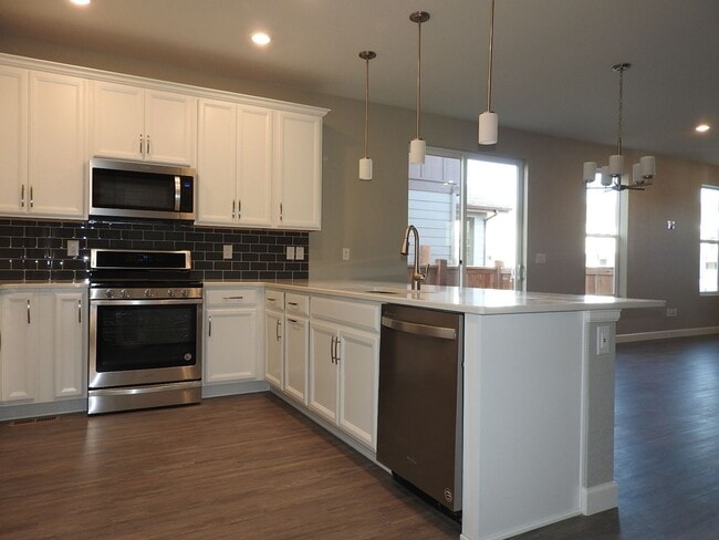 Photo - 9320 E 61st Ave
