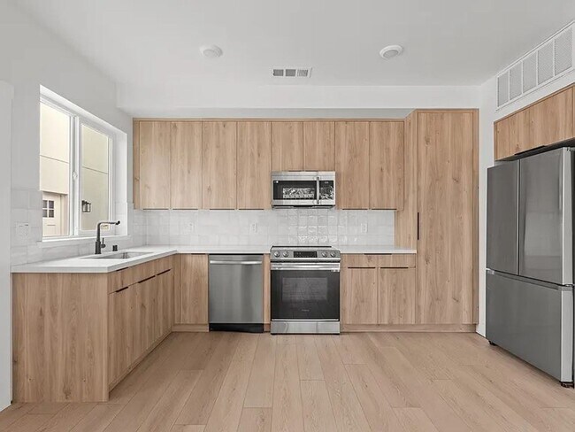 Photo - Chippendale Drive Unit Chippendale Drive