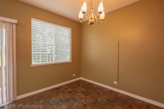 Photo - 1890 Fredericksburg Ln