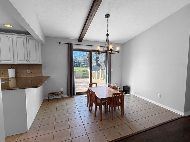 Photo - 25715 Wildrose Ln