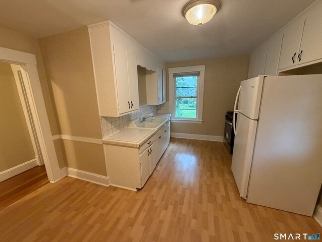 Photo - 285 Hillside Ave