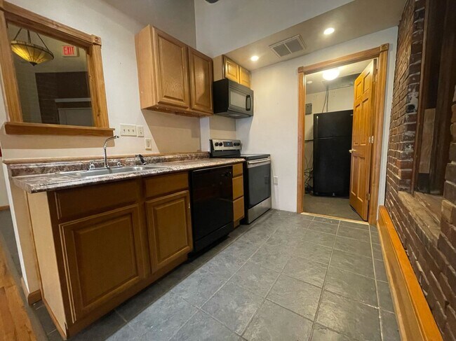 Photo - 313 Park Central E