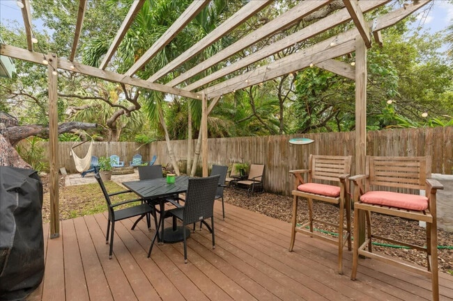 Photo - 1345 Bayshore Dr Unit SI ID1044384P