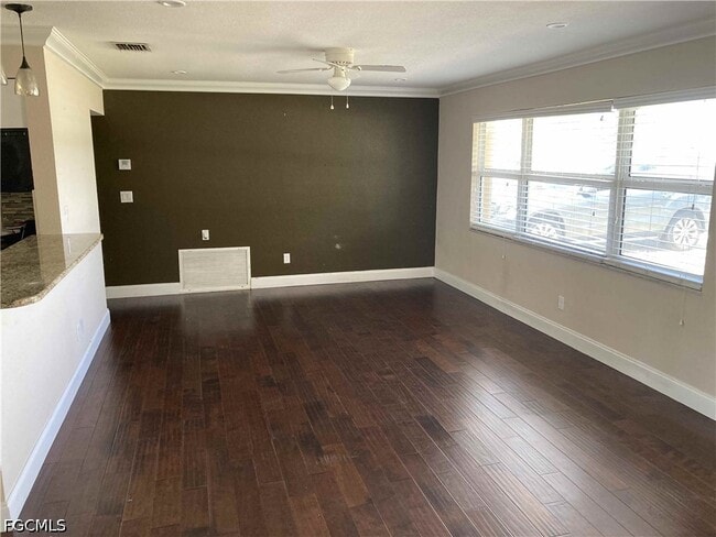 Photo - 724 Sesame Ct