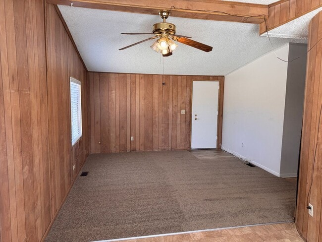 Photo - 715 Massachusetts Ave Unidad 715 Massachusetts Ave.  C