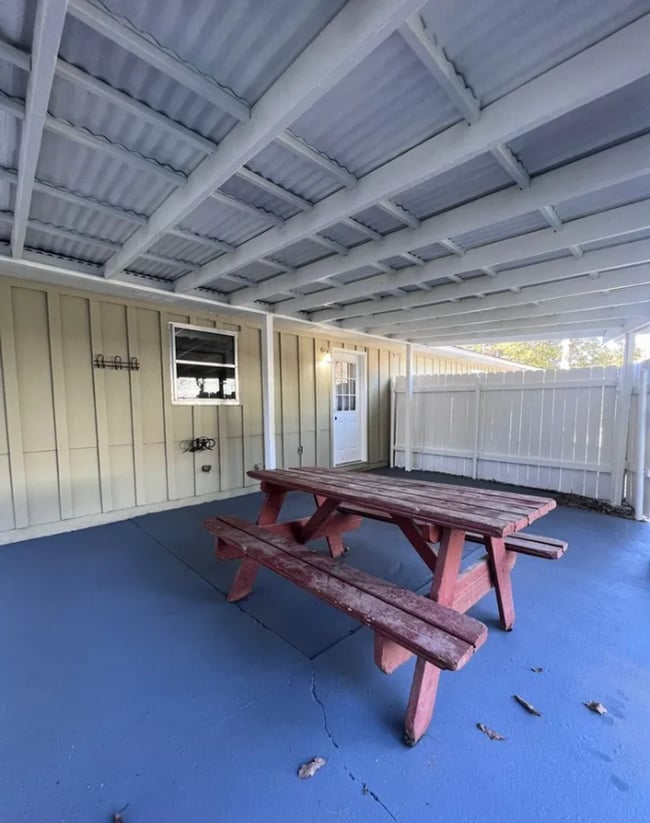 Photo - 4 Bedroom, 2 Bath Opelika Rental