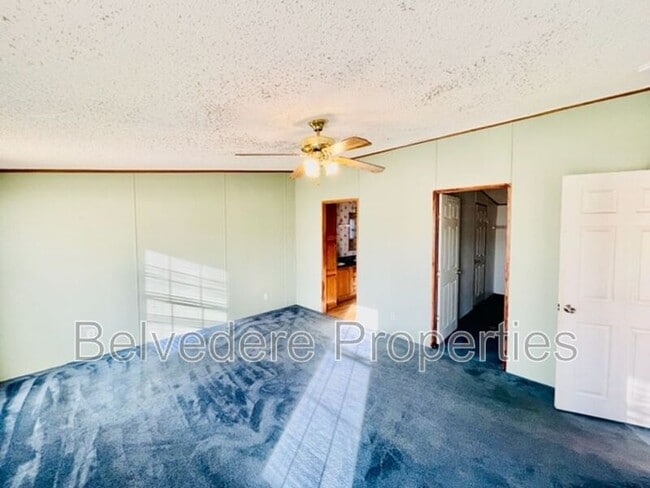 Photo - 221 Oak Grove Church Rd