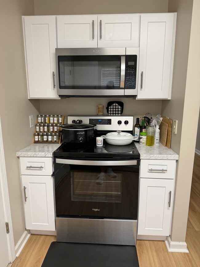 Photo - 122 Fuller Rd Unidad 122 Fuller Road