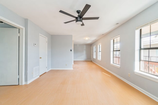 Photo - 487 W Ocean View Ave Unidad D