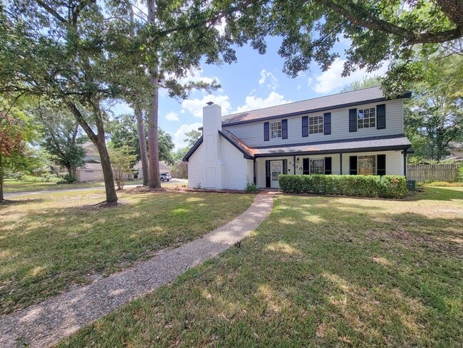 Building Photo - 3930 Cypress Hill Dr