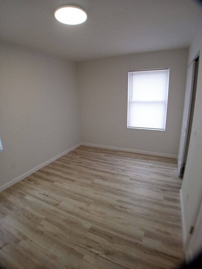 Photo - 801 N Capital Unit 1