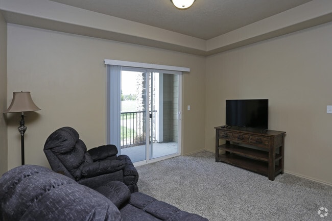 2BR, 2BA - The Mineral