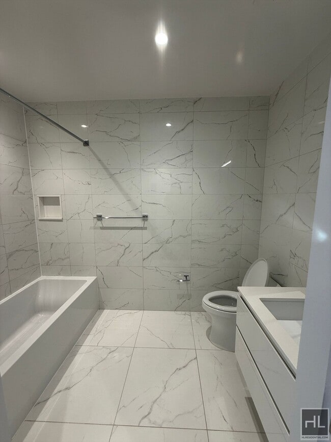 Photo - East 44th Street Unit 40K