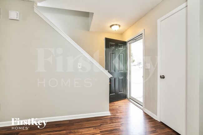 Photo - 5715 Waterpoint Dr