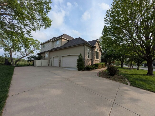 Photo - 1005 Terradyne Cir House