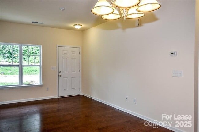 Photo - 194 Limerick Rd