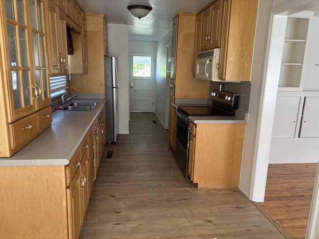 Photo - 622 S Main St