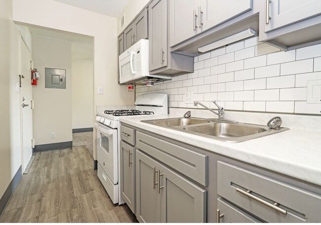 Photo - Woodside Village