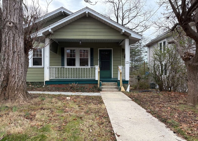 Building Photo - 25 Walton St