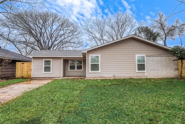 Photo - 5755 Heron Dr