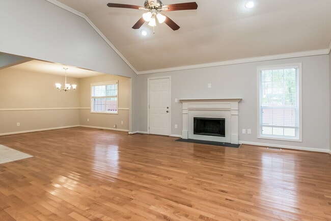 Photo - 2663 Candler Dr