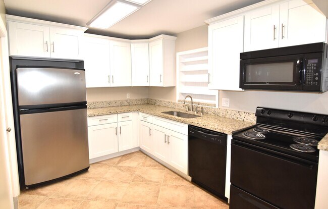 Photo - 9731 Richmond Cir