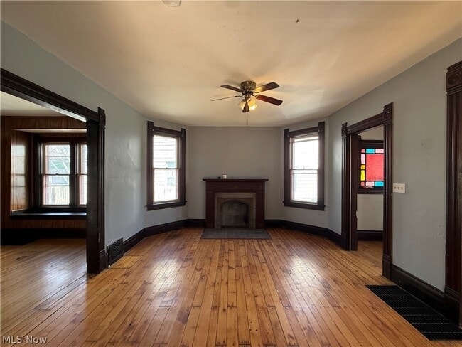 Photo - 3860 W 37th St