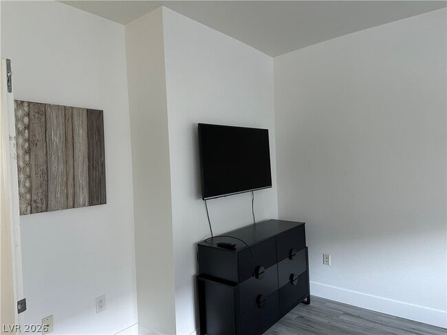 Photo - 4545 Dean Martin Dr
