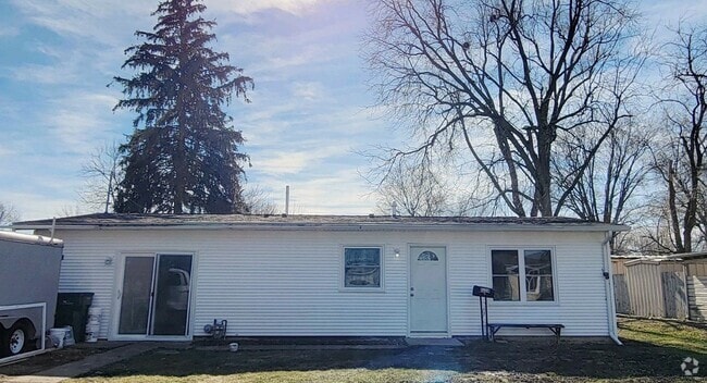 Building Photo - 1228 Garden Ln Rental