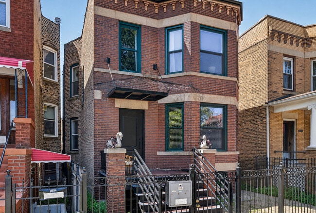 Photo - 3023 W Wellington Ave